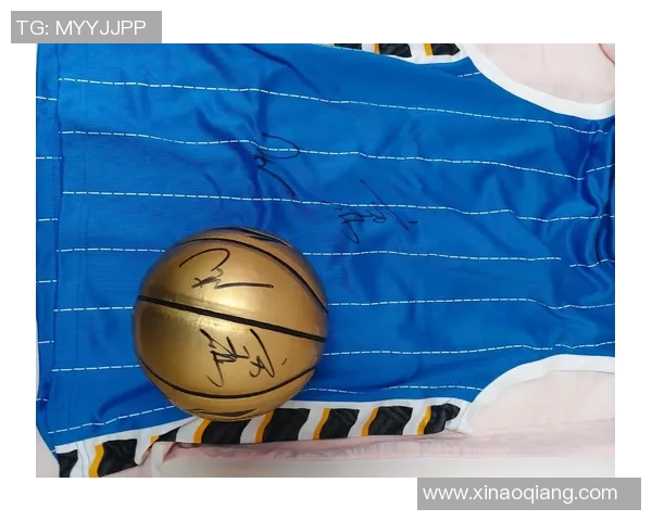 方硕在篮球赛场上的崛起与成长之路：从青涩新秀到球队核心的蜕变故事