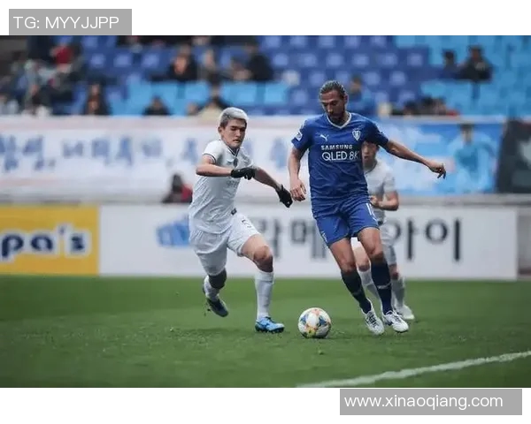 瓦尔韦克与埃门激战正酣谁能在这场对决中笑到最后